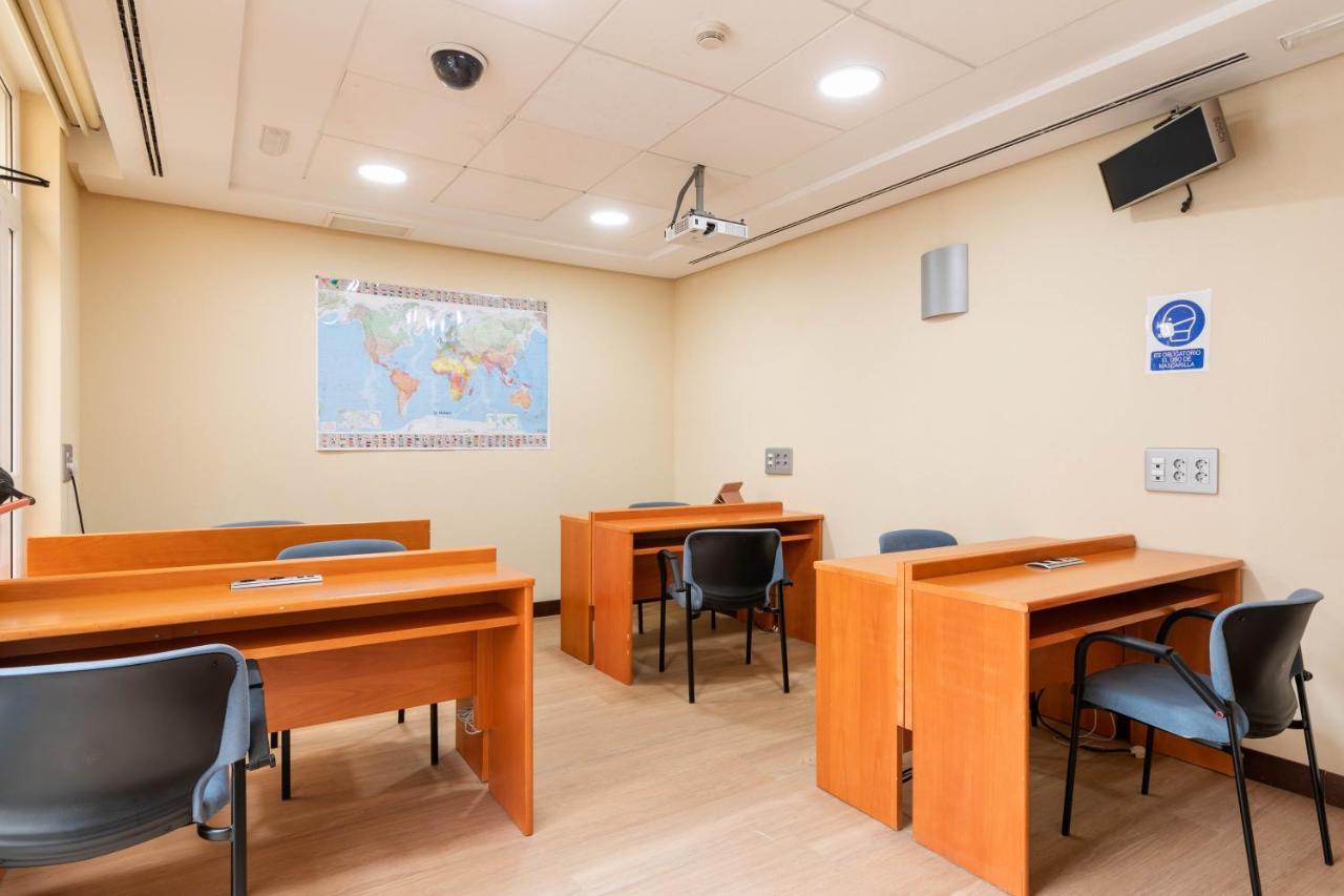 Micampus Aranjuez Student Residence Zewnętrze zdjęcie